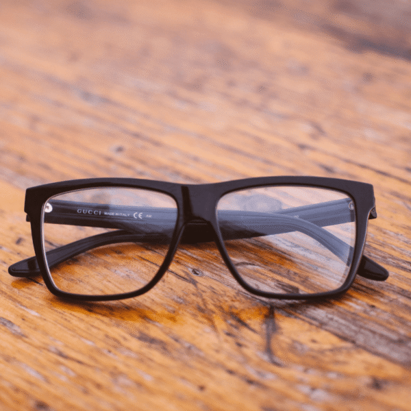 Armação Wayfarer Urbana em Acetato